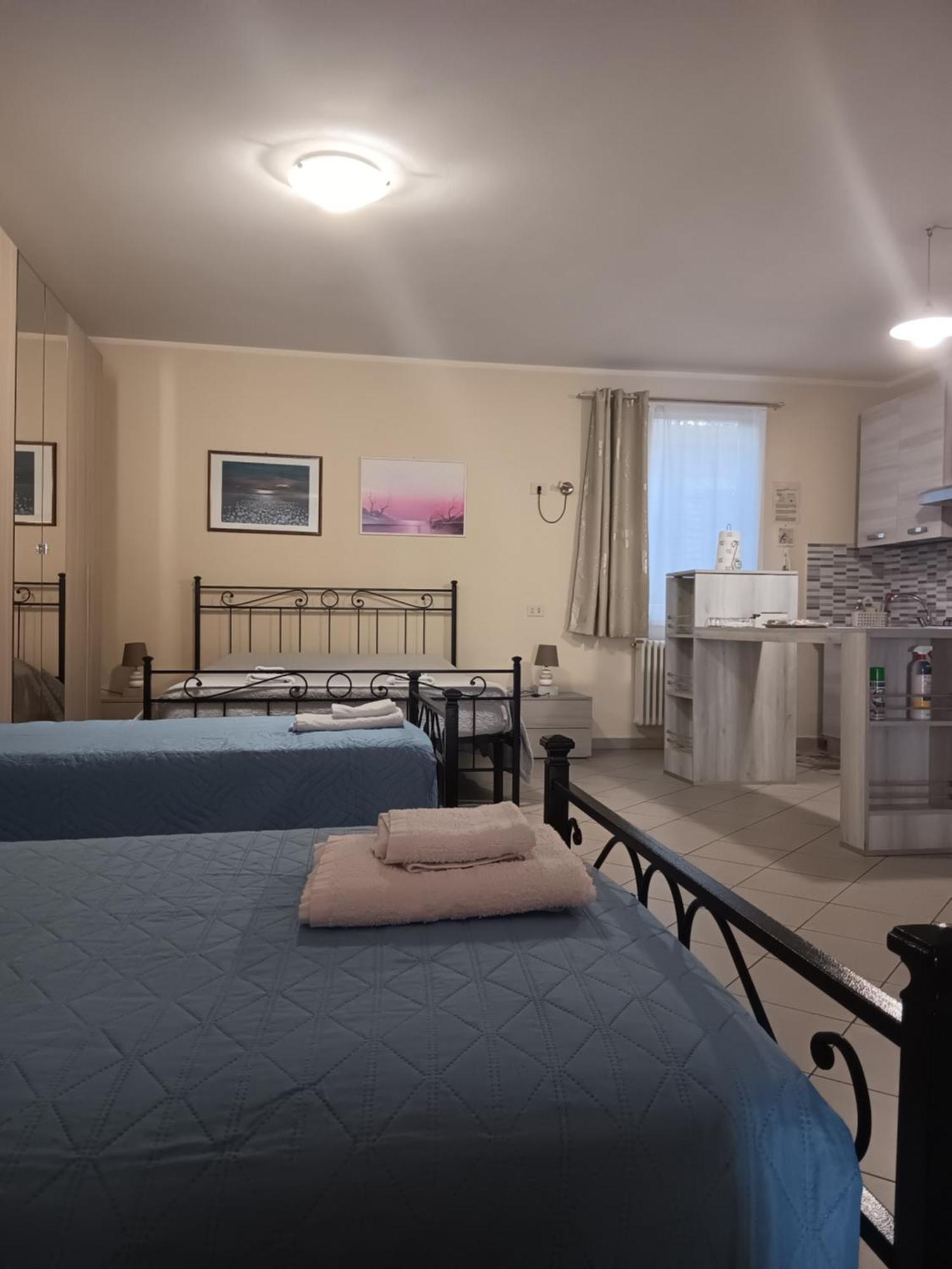 Casa Vacanze Iris, Appartamento Turistico Ravenna Exterior foto